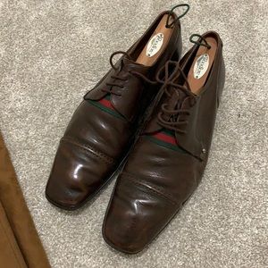 Gucci brown leather shoes